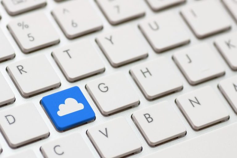 Jak działa OneDrive – prywatna chmura?