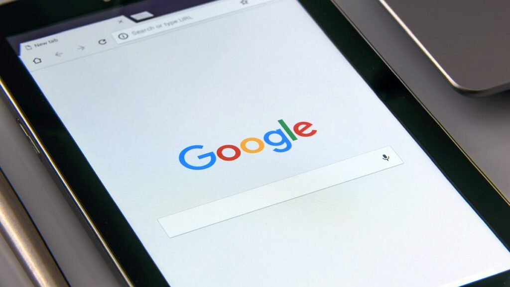 Algorytmy Google – czym są i jak wpływają na pozycję strony w wyszukiwarce